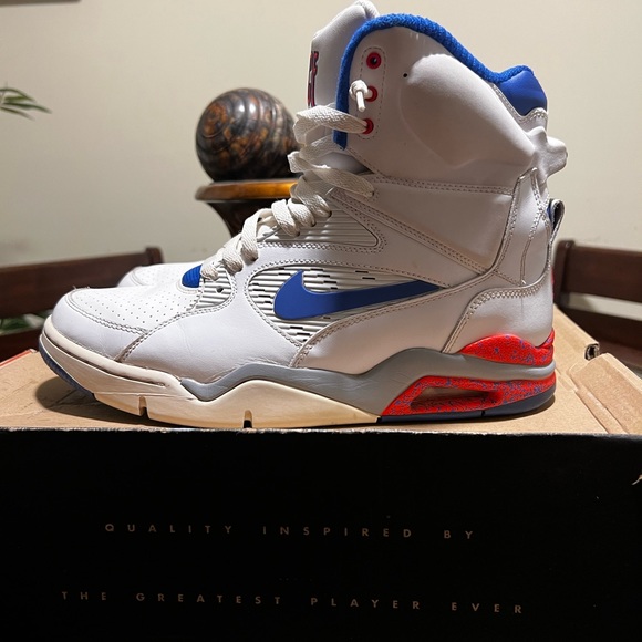 Nike Air Command Force - Picture 2 of 6